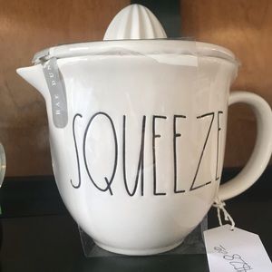 New Rae Dunn squeeze juicer